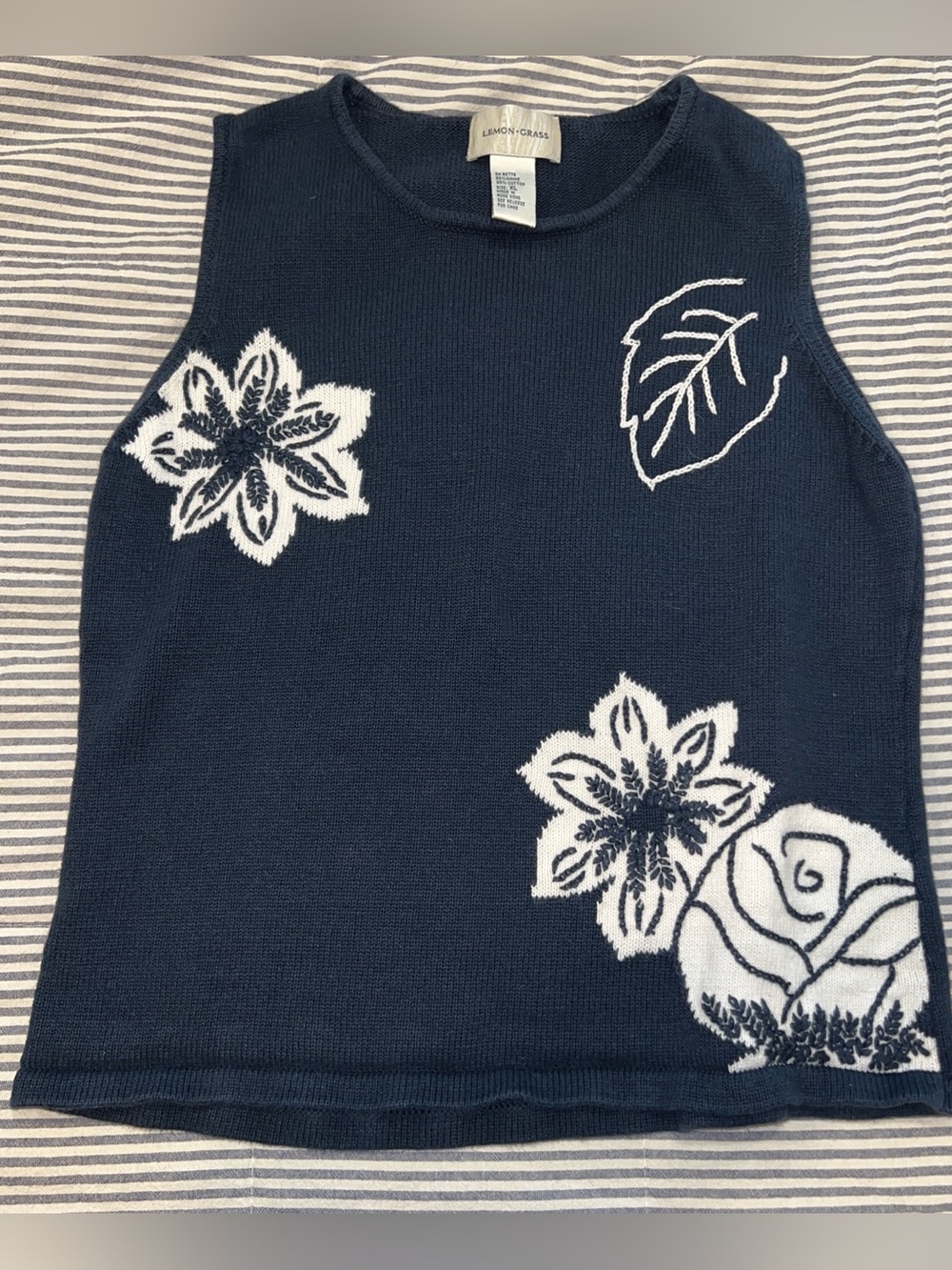 Vintage Lemon Grass Navy Embroidered Knit Tank Floral Sleeveless